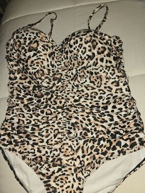 Leopard Print One-Piece Swimsuit - Tan Black Cream